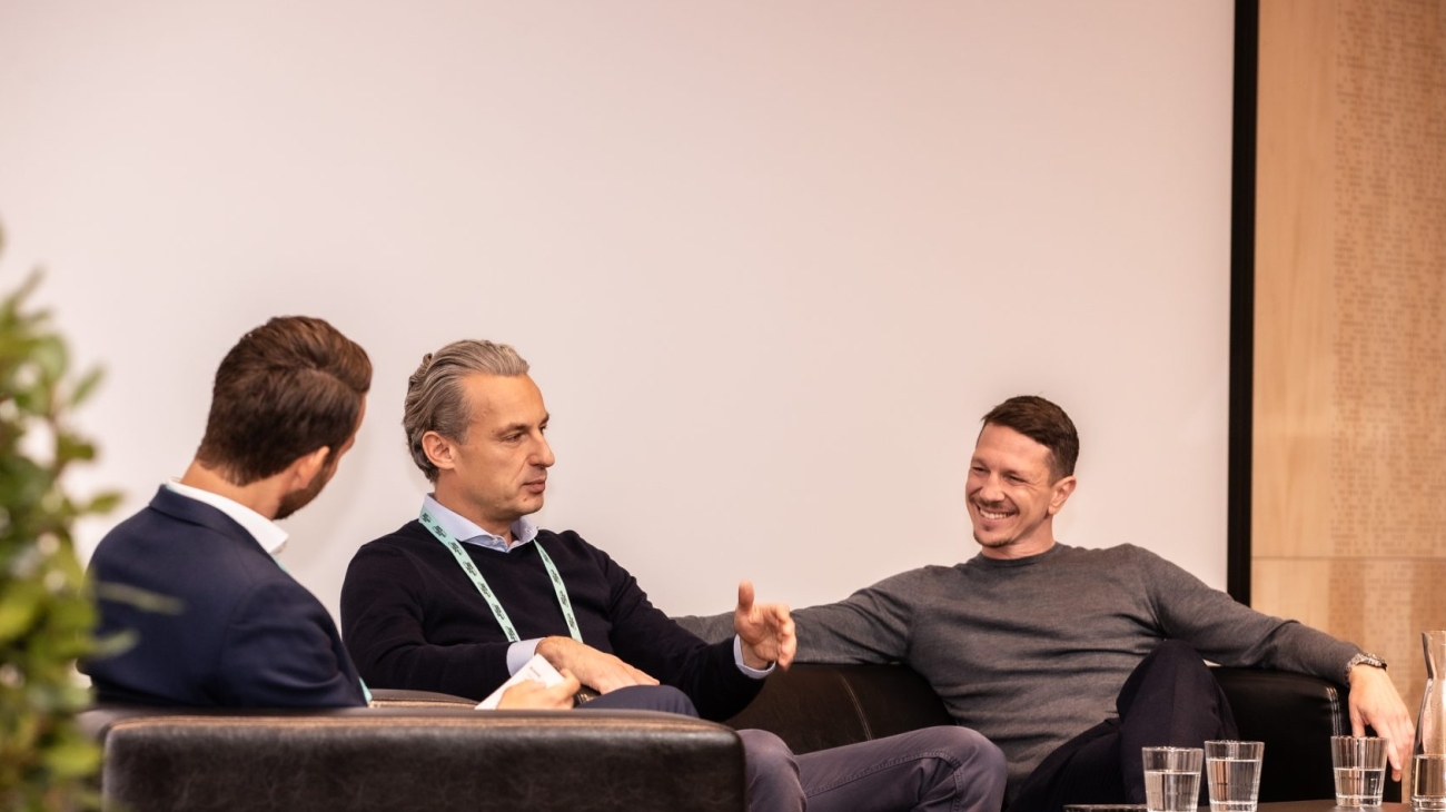 Tomas Zahorski (Legia Warschau) und Jiri Bilek (Slavia Prag) während einer Panel Discussion Panel Discussion mit Tomasz Zahorski (Legia Warschau) und Jiri Bilek (Slavia Prag)